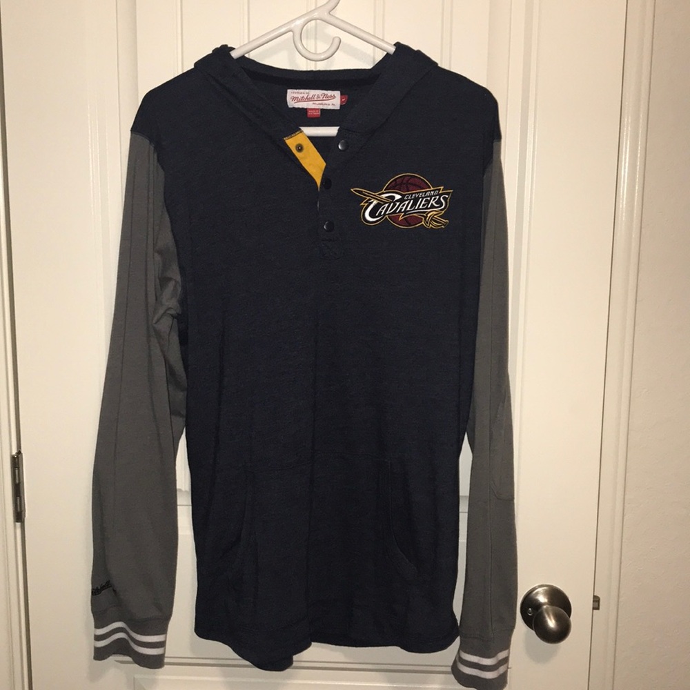 Cleveland Cavs hooded long sleeve